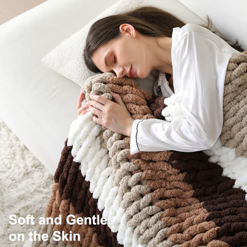 Chunky Yarn for Hand Knitting, #10 Chunky Blanket Chenille Yarn, Large Bulky Thick Jumbo Yarn, Super Chunky Knit Yarn for Crocheting, 8 Skein (8 oz 22 yds Each Skein), Beige White